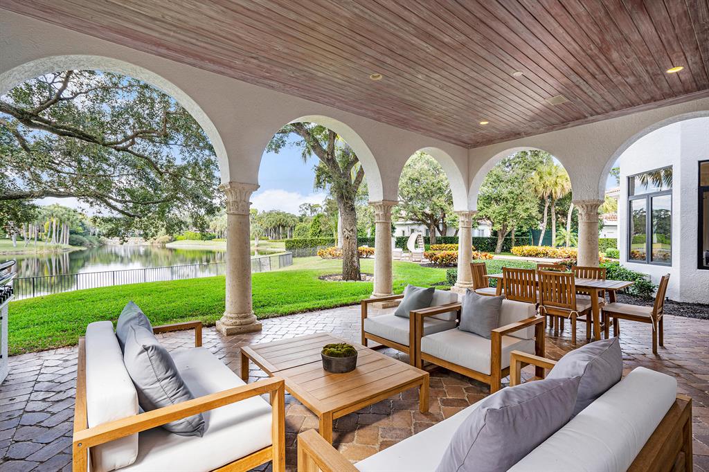 FOXE CHASE - Residential