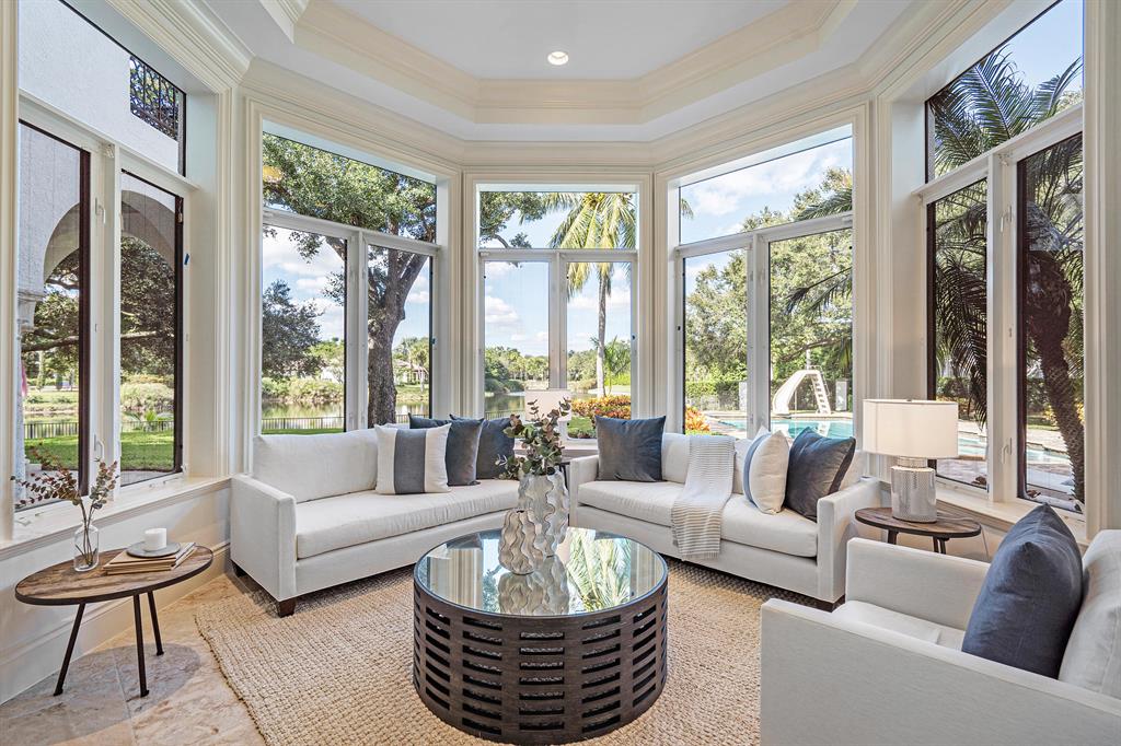 FOXE CHASE - Residential