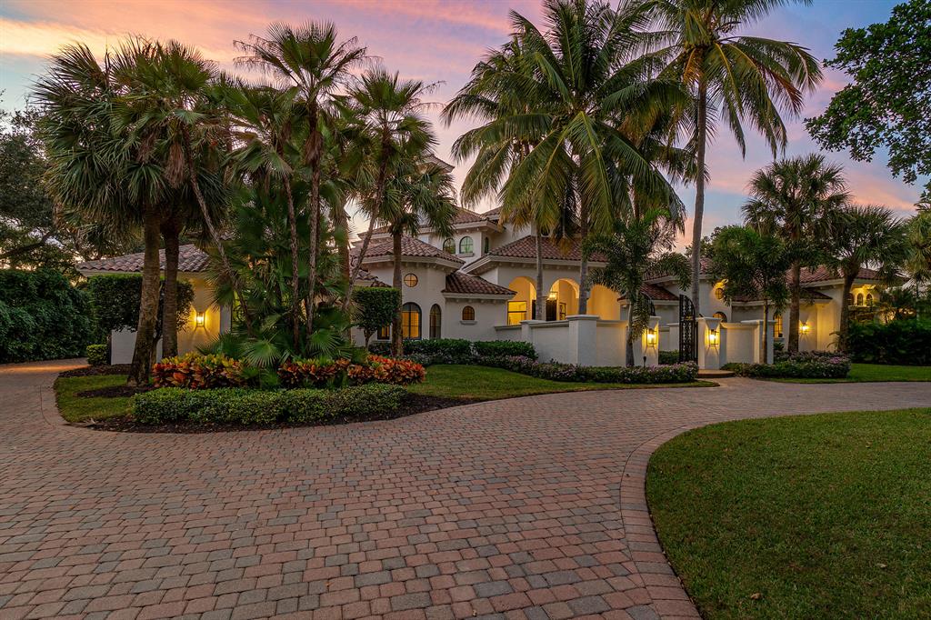 FOXE CHASE - Residential