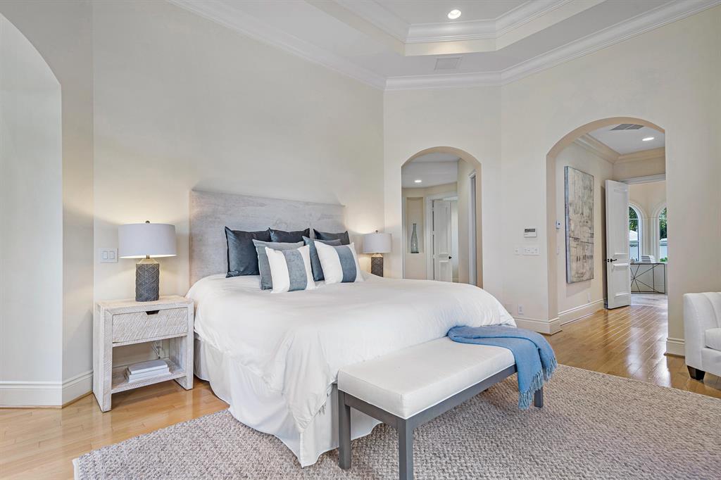 FOXE CHASE - Residential