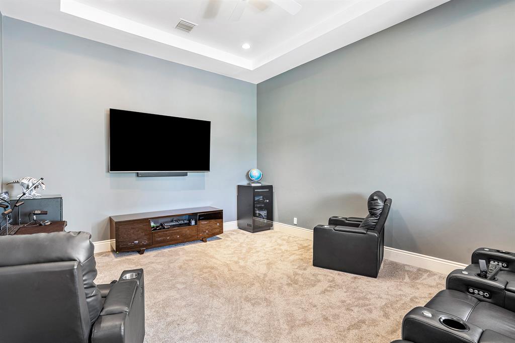 FOXE CHASE - Residential