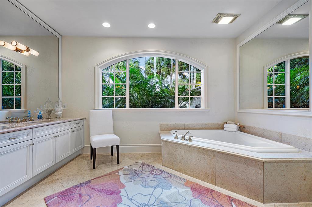 FOXE CHASE - Residential