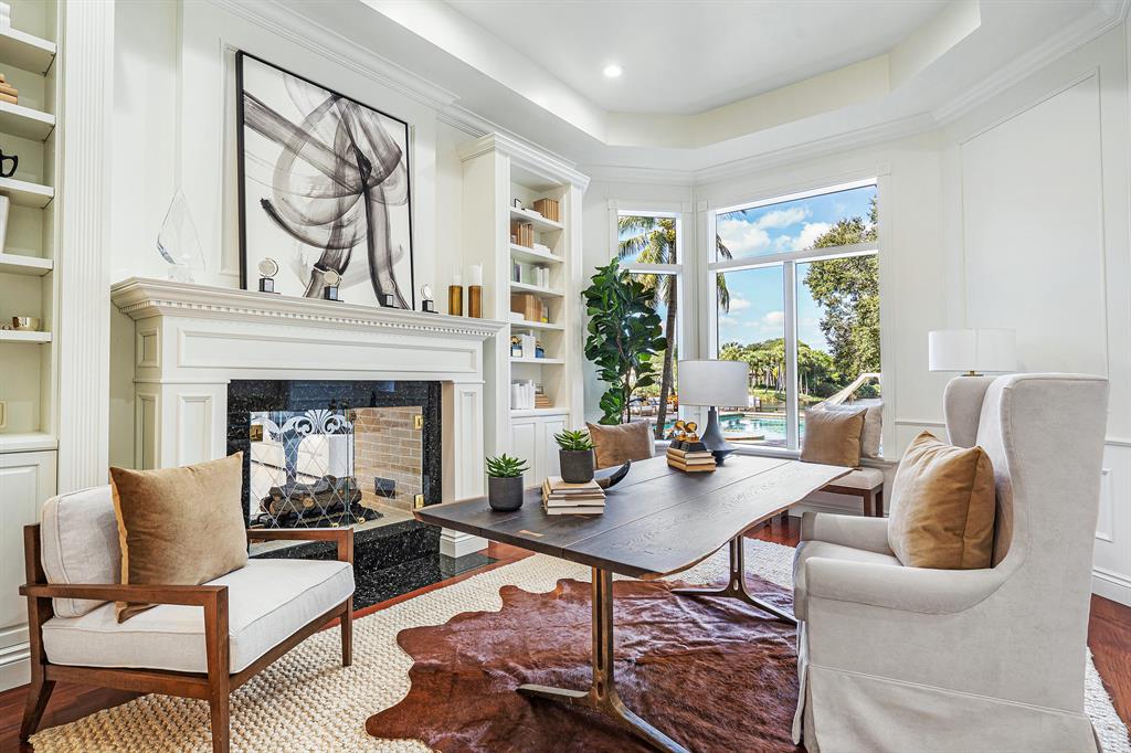 FOXE CHASE - Residential