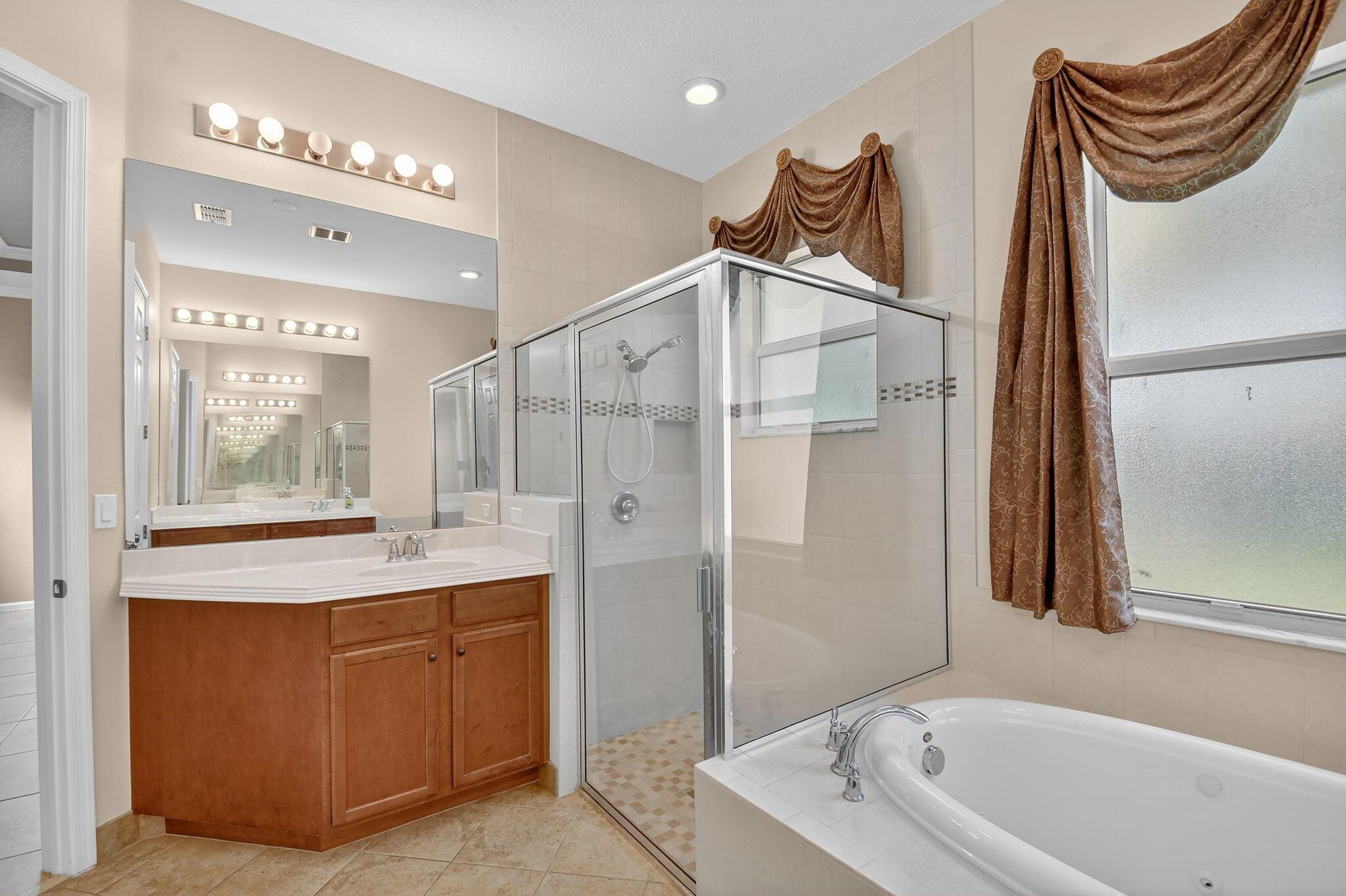 PORTOSOL - Residential