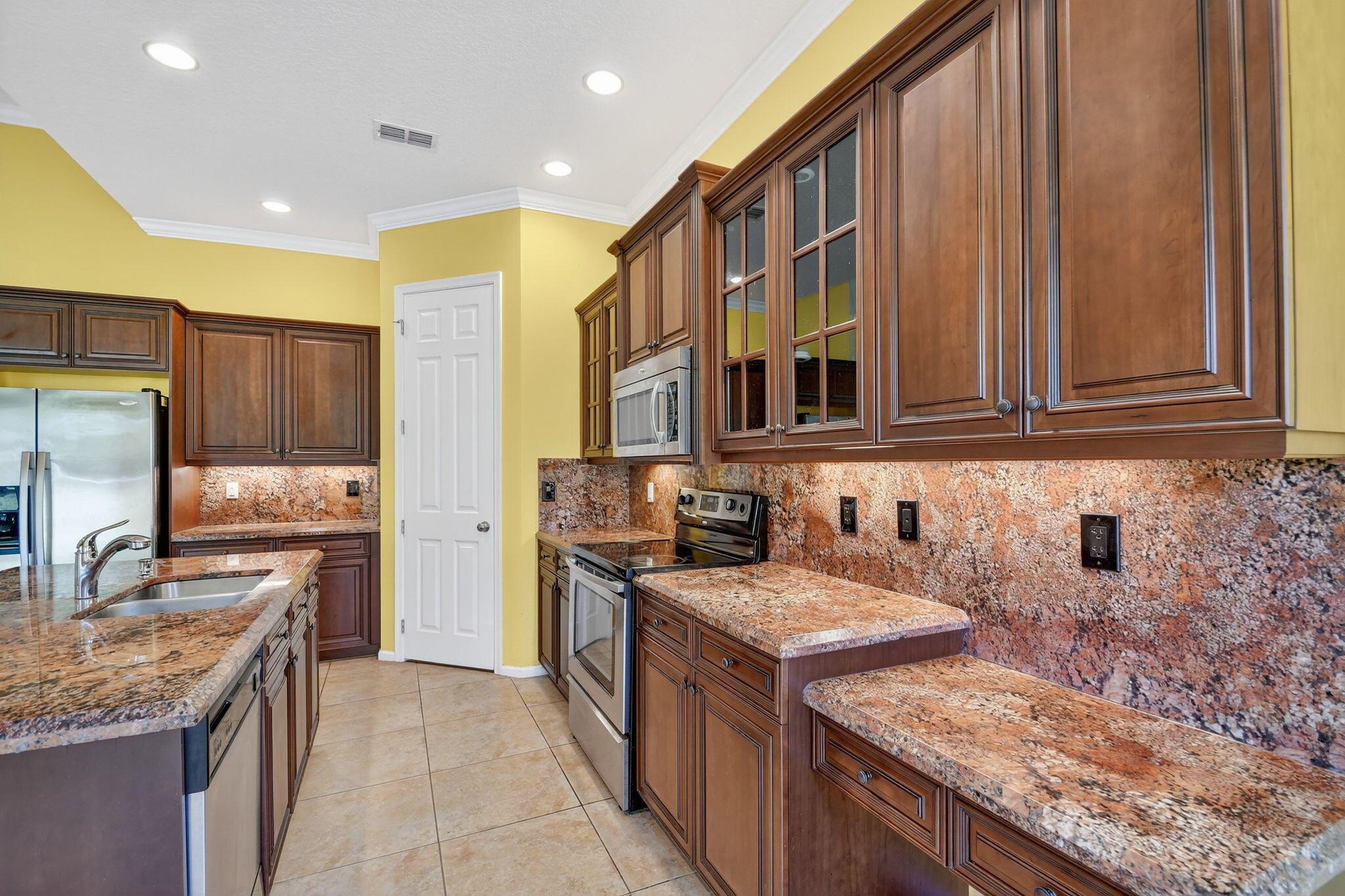 PORTOSOL - Residential