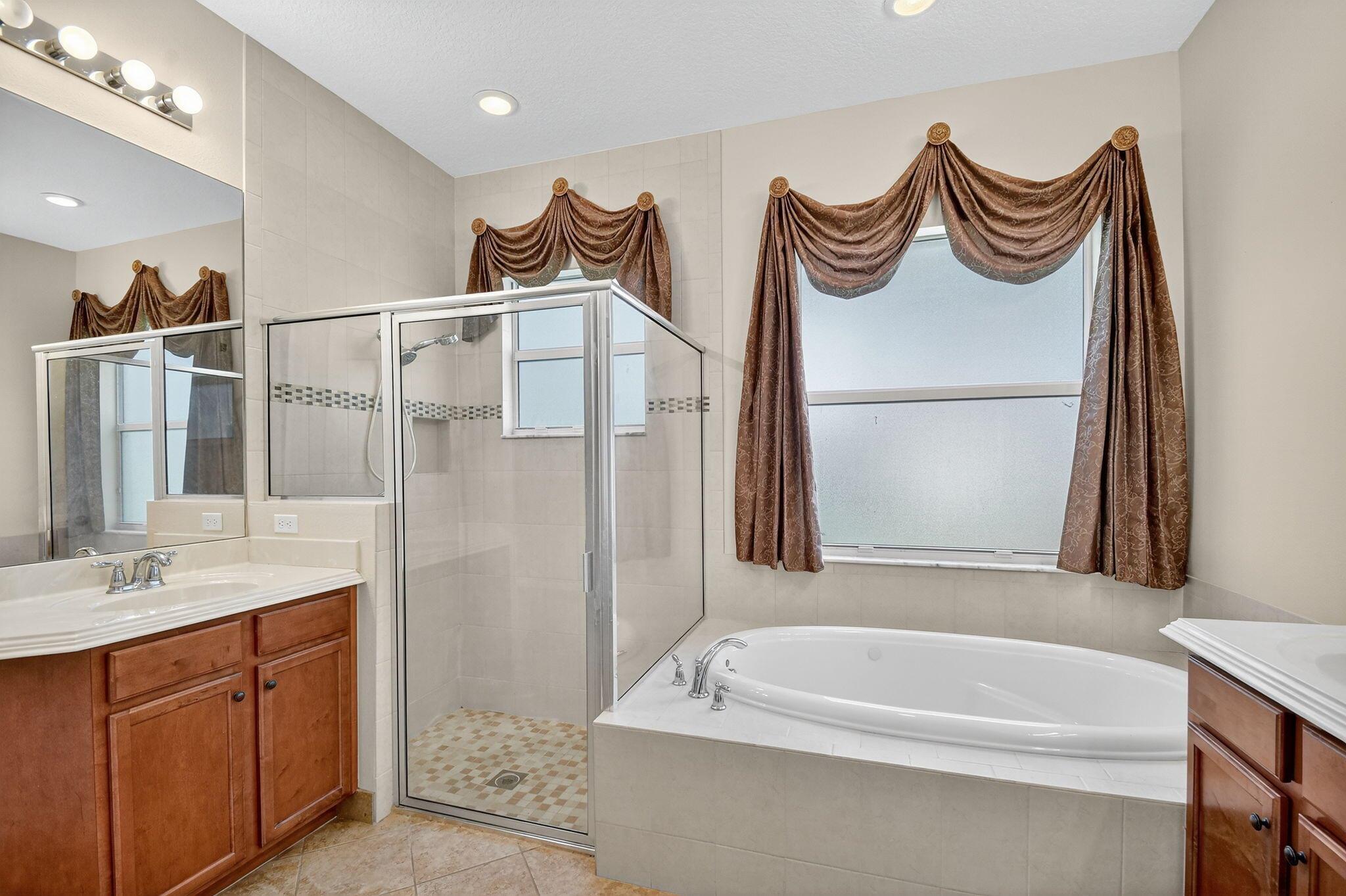 PORTOSOL - Residential