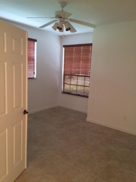 COLONY LAKE - Residential