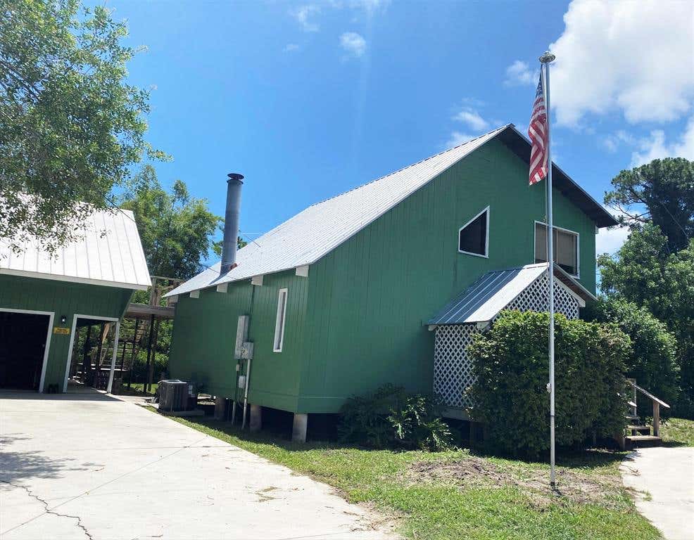 Photo of 5604 Spruce Drive, Fort Pierce, FL 34982 (MLS # R10727150)