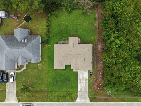 Tiny photo for 325 SE THORNHILL Drive, Port Saint Lucie, FL 34983 (MLS # B26090066)