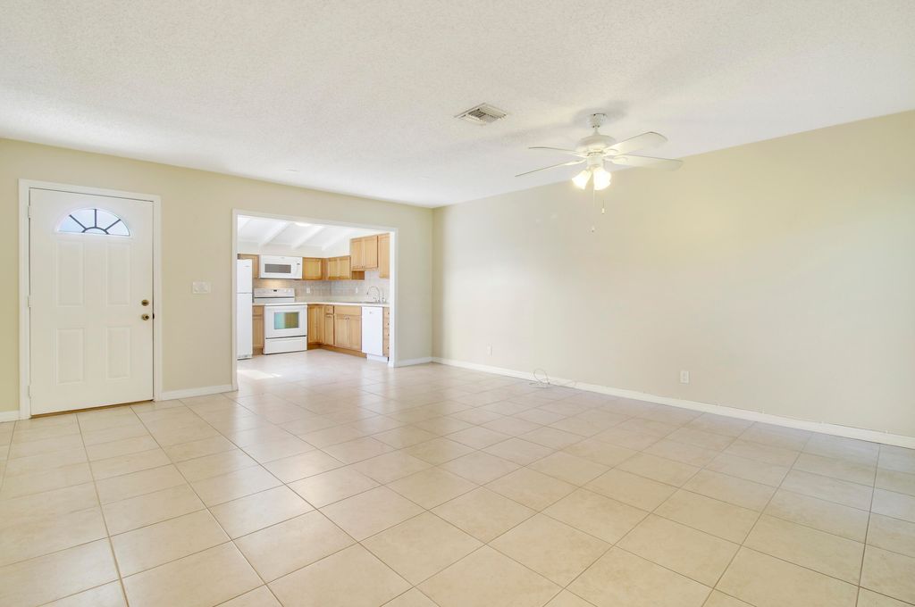Photo of 1319 Arapaho Street, Jupiter, FL 33458 (MLS # R11029100)