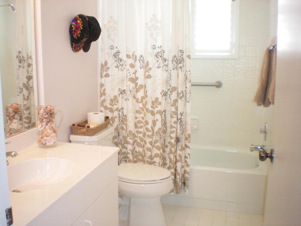 PALM ISLES I, II AND III CONDOS - Residential