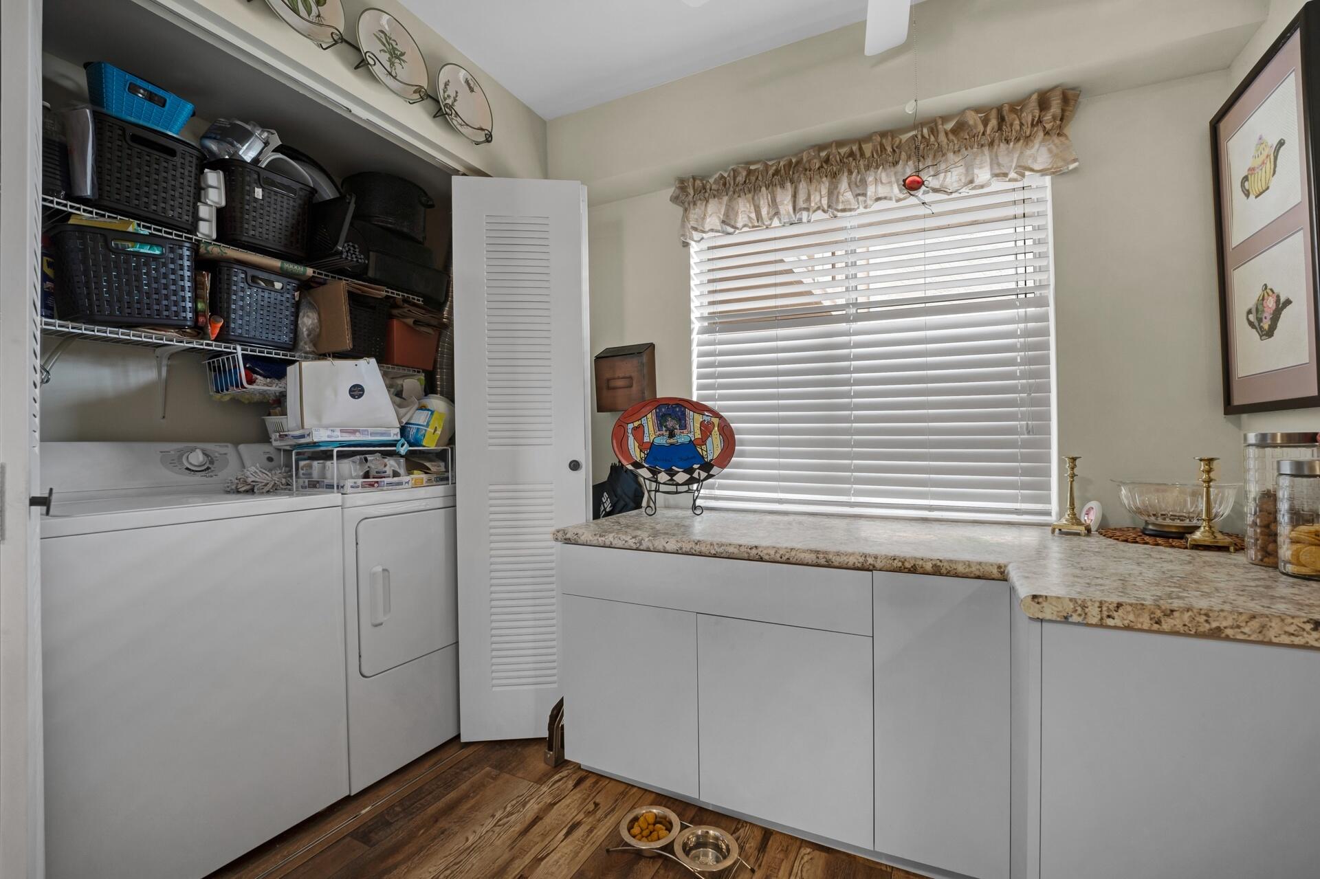 6936 Huntington Lane 204