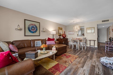 Tiny photo for 6936 Huntington Lane #204, Delray Beach, FL 33446 (MLS # B26017430)