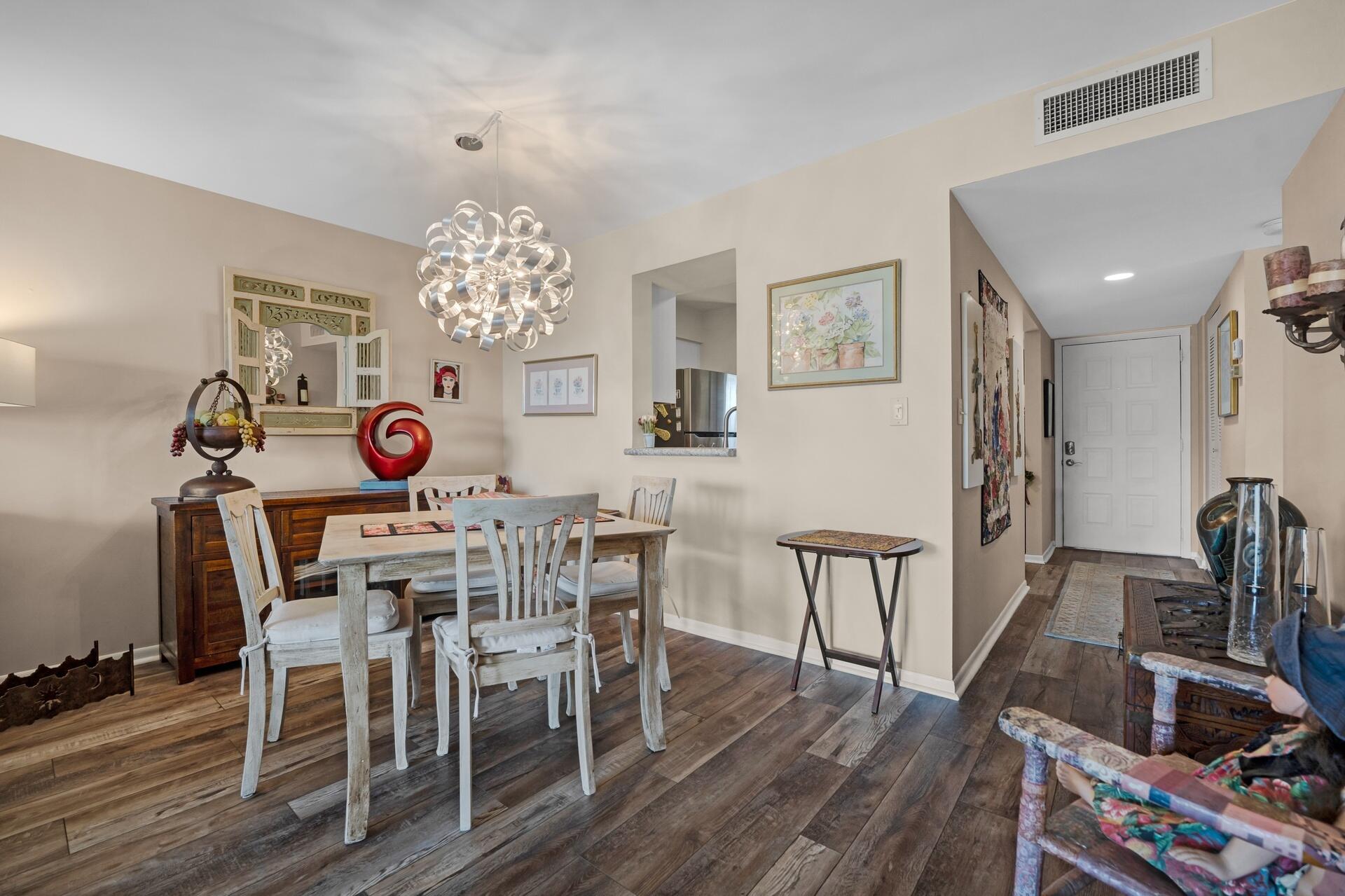 HUNTINGTON LAKES SEC TWO CONDOS - Residential