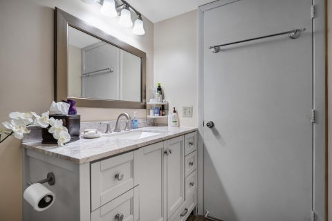 Tiny photo for 6936 Huntington Lane #204, Delray Beach, FL 33446 (MLS # B26017430)