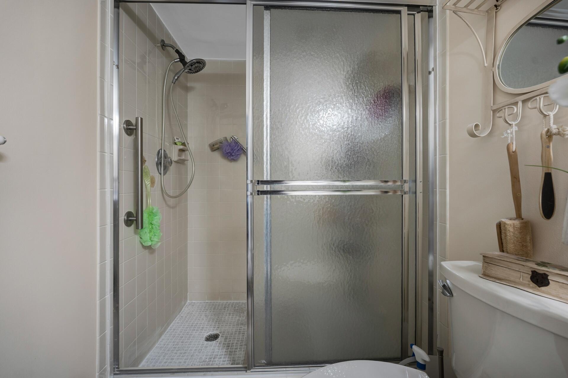 HUNTINGTON LAKES SEC TWO CONDOS - Residential