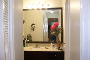 LIMETREE CONDO - Residential