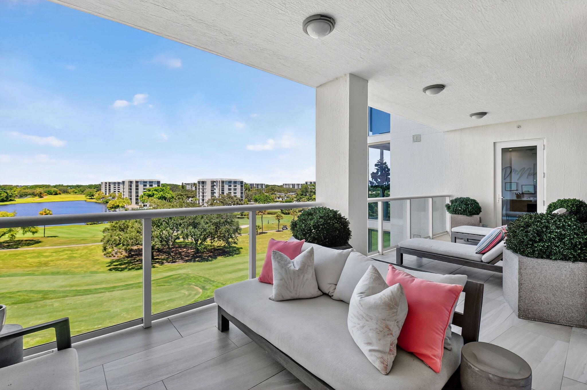 Akoya - Residential