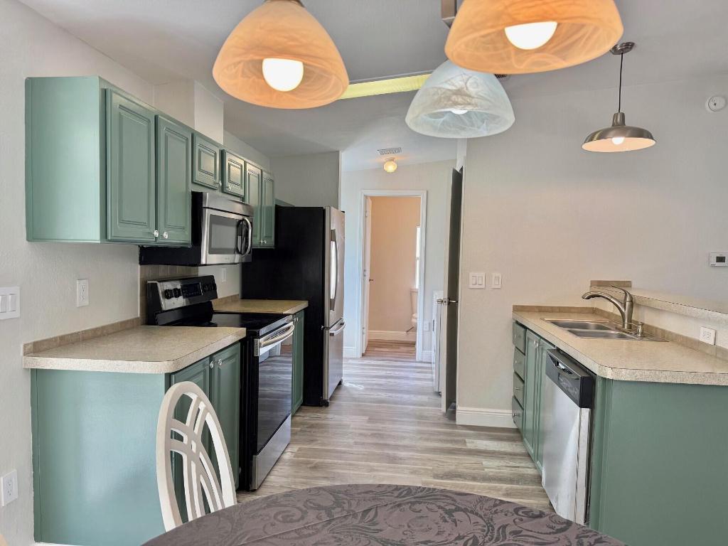 EAGLE'S RETREAT AT SAVANNA CLUB PHASE 2 - Residential