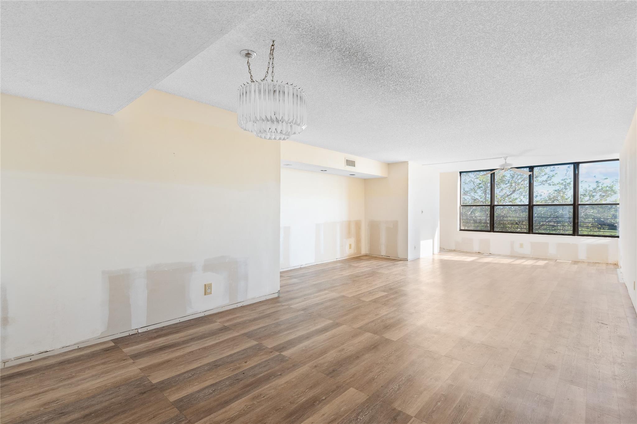 APPLEWOOD 2 - Residential