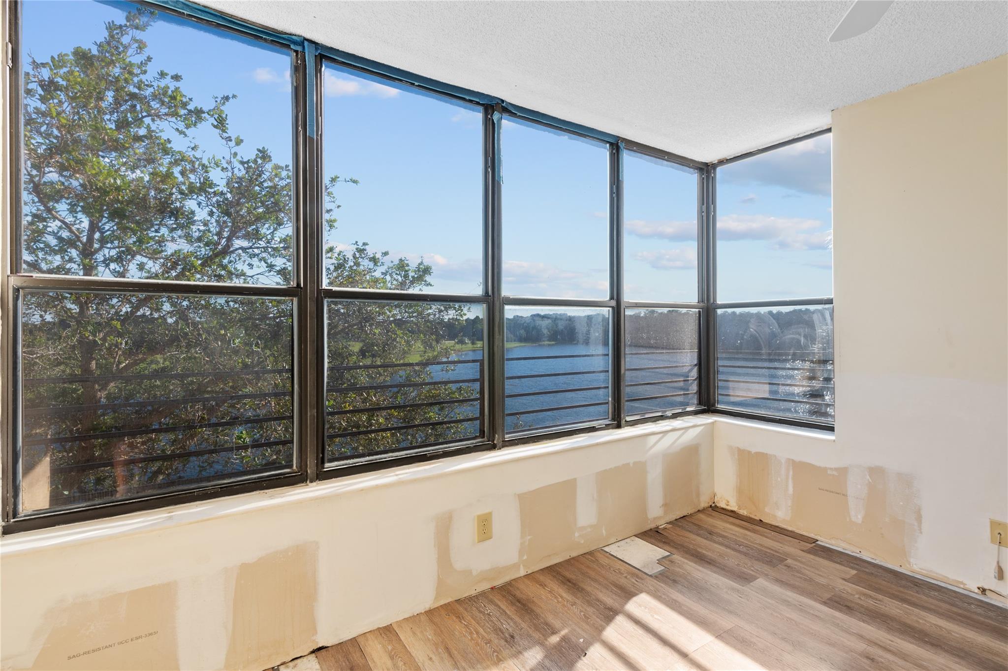 APPLEWOOD 2 - Residential