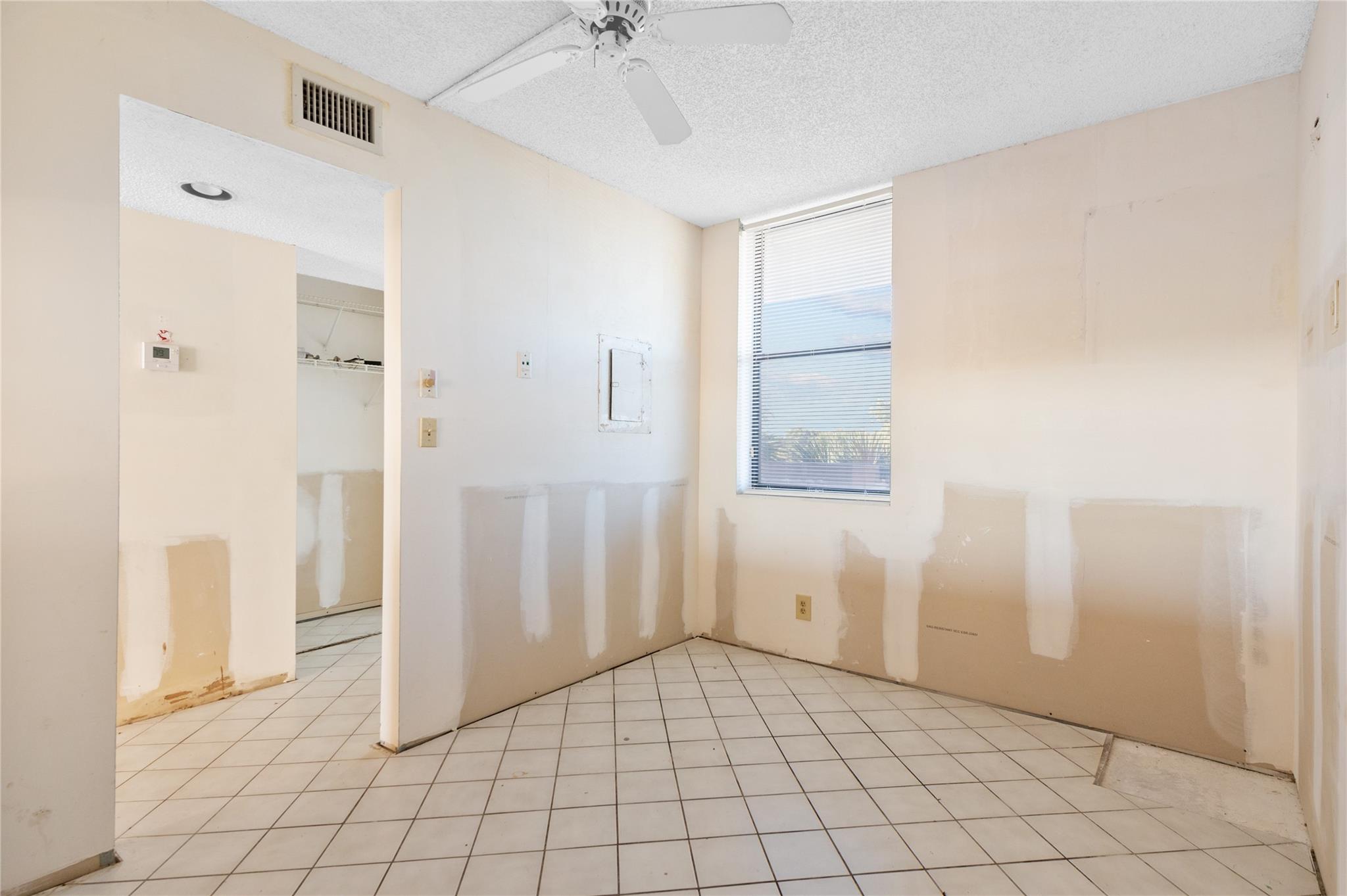 APPLEWOOD 2 - Residential