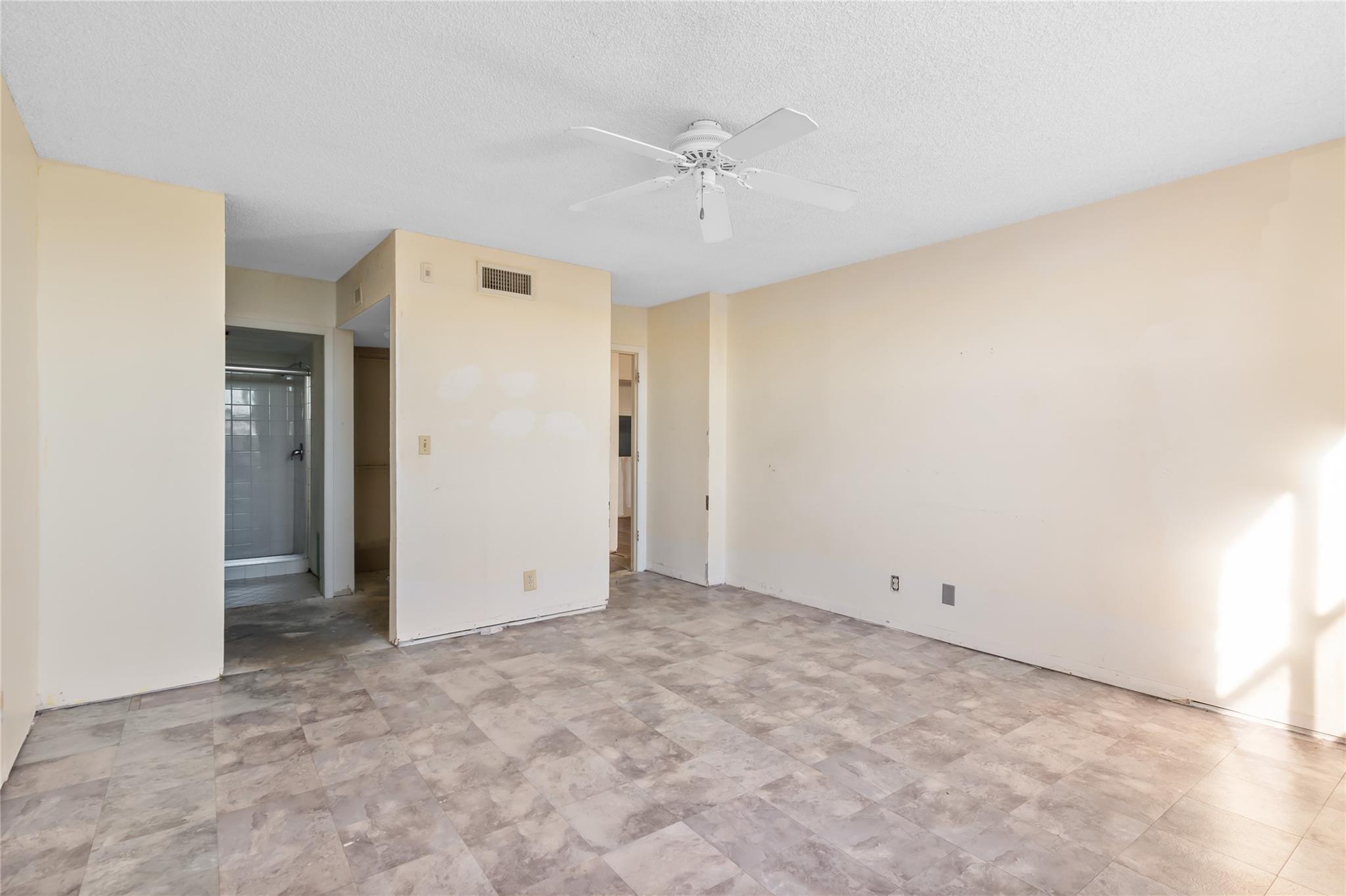 APPLEWOOD 2 - Residential