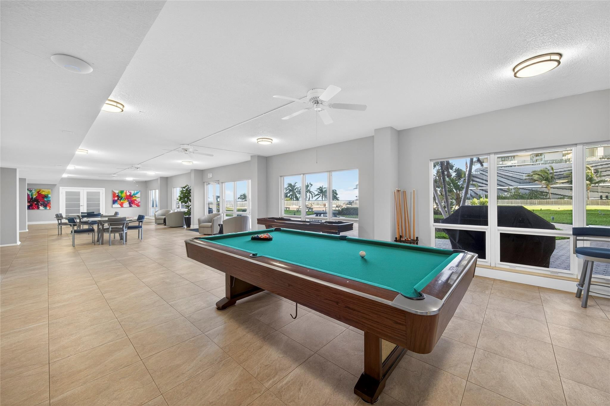 Admiralty Towers - Residential