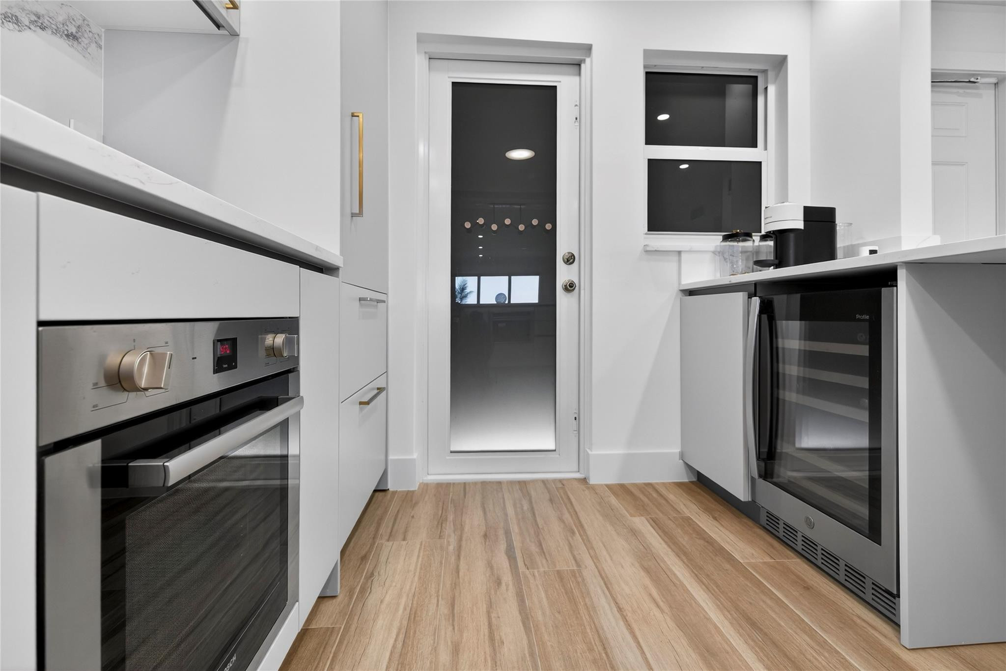 Admiralty Towers - Residential