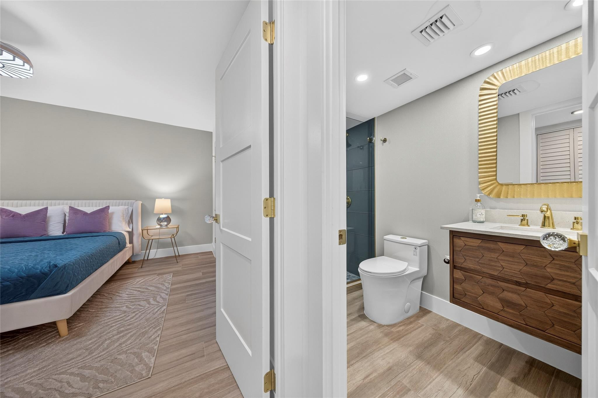 Admiralty Towers - Residential