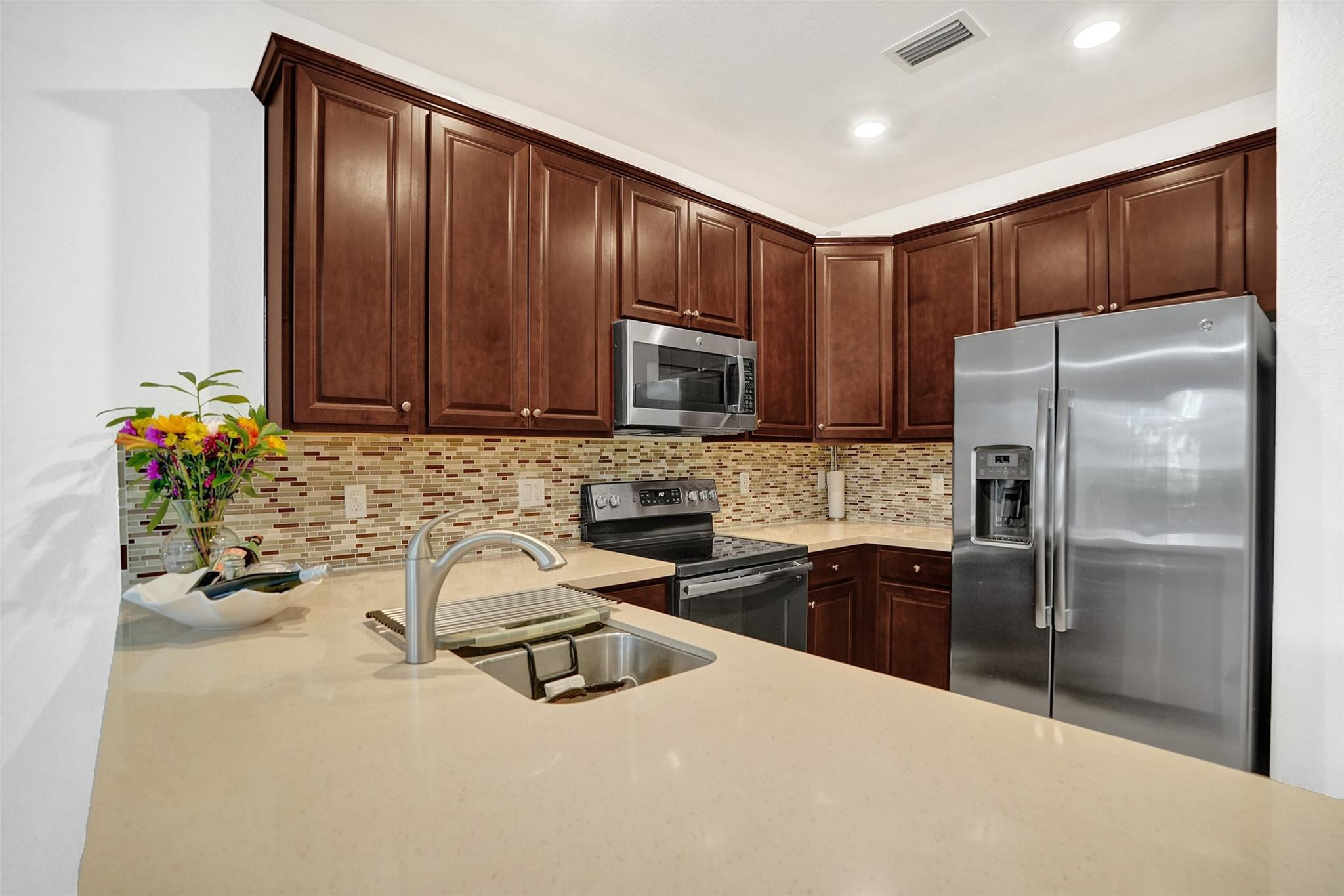 Simonton Court 176-49 B - Residential Lease