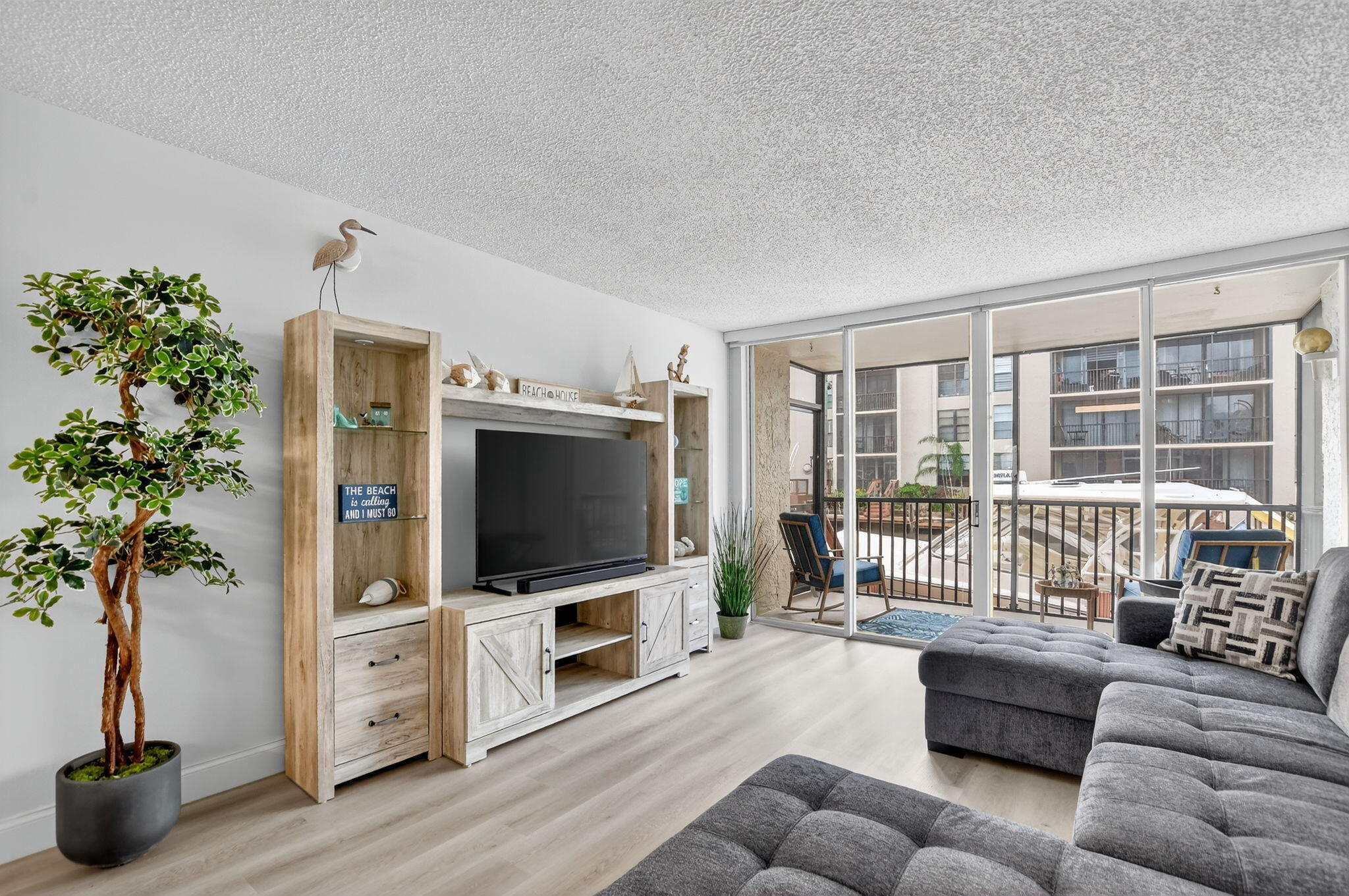 Boca Bayou - Residential Lease