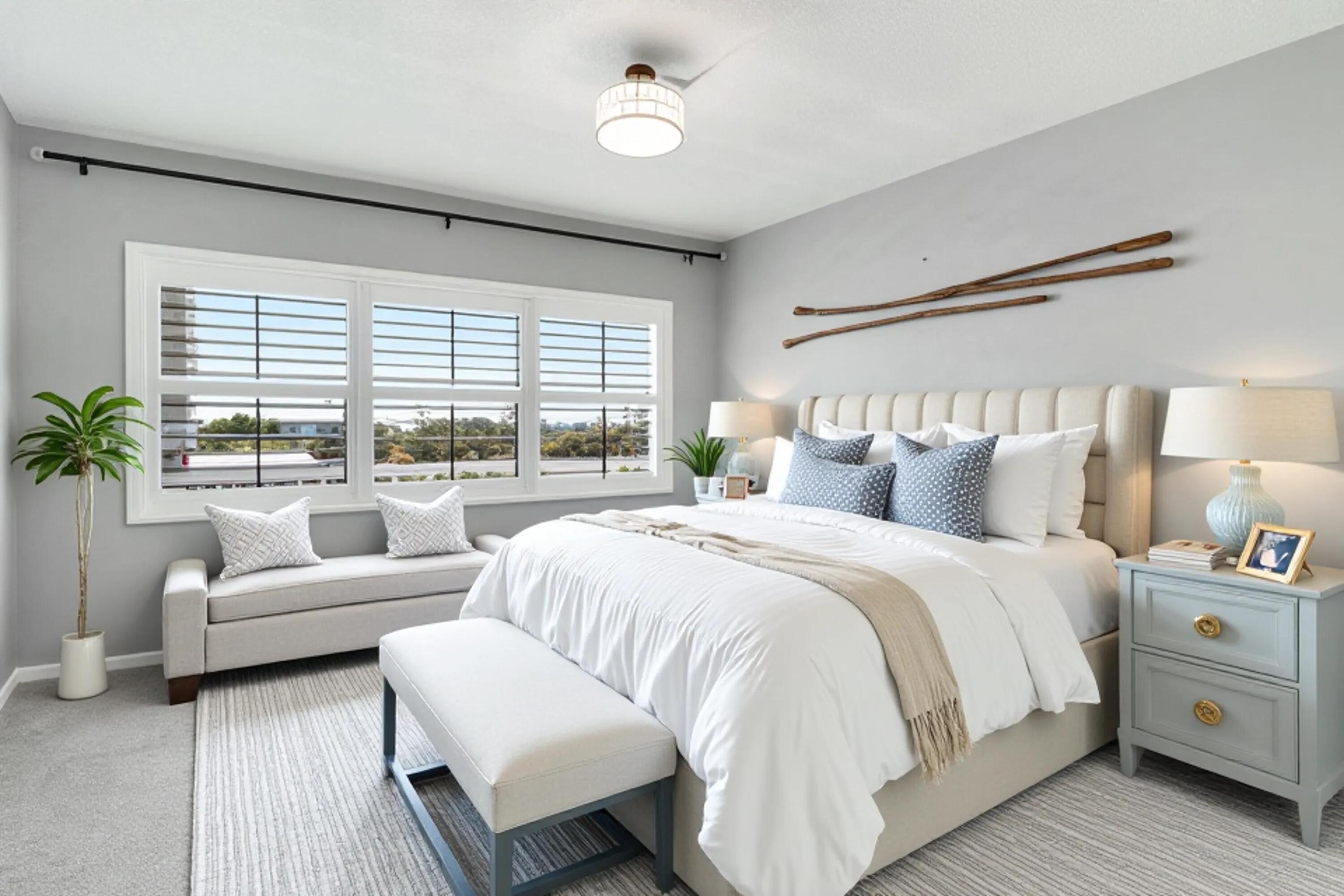 SHUTTERS CONDO - Residential