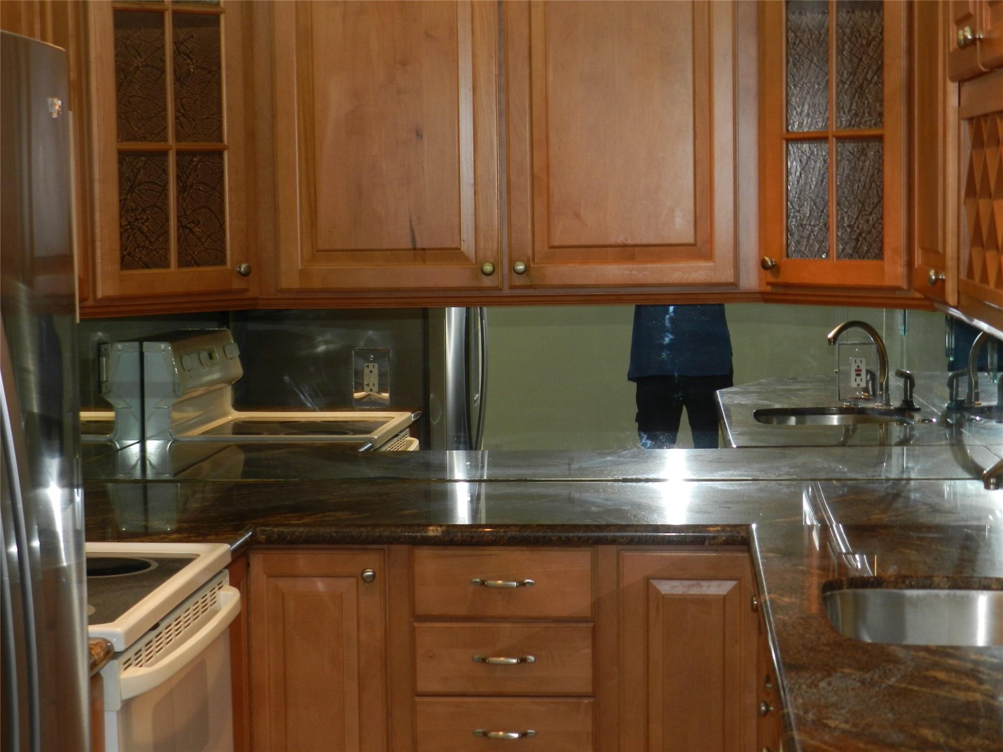 Bay Colony - Residential Lease