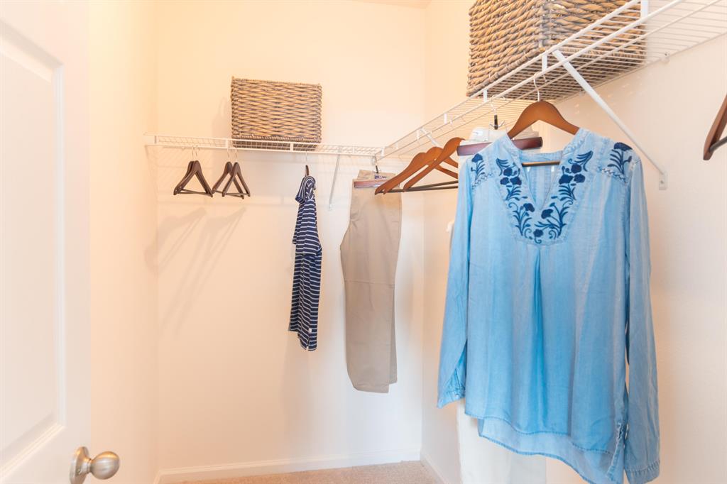 VICTORIA PARC TRADITION PLAT NO 29 - Residential