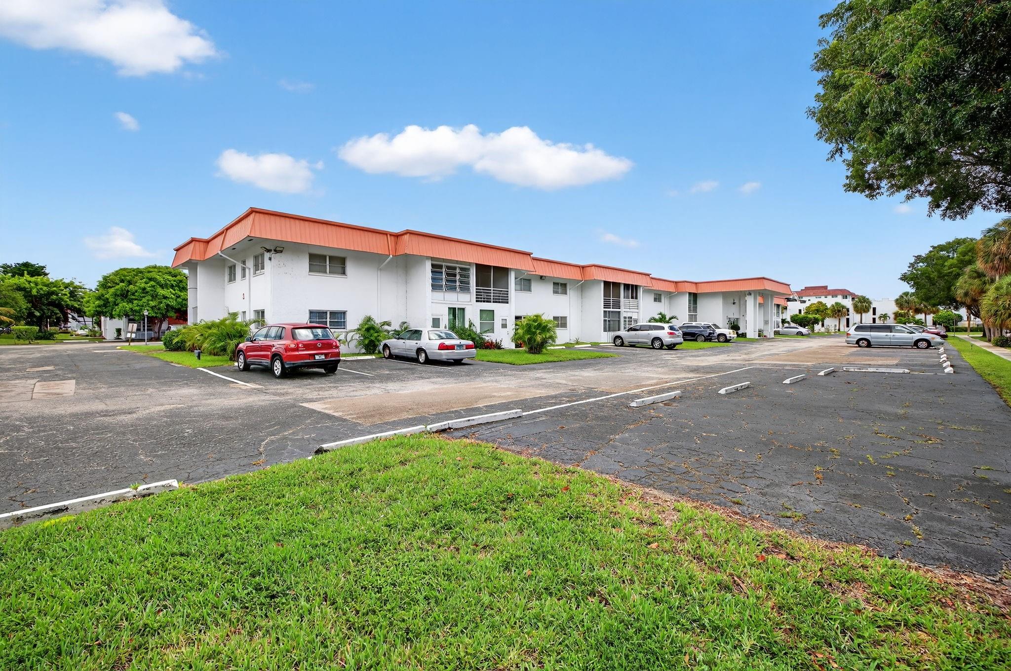 Welcome to this well-maintained, fully furnished 1-bedroom, 1-bath condo in a friendly 55+ community. This residence features tile flooring throughout, a new water heater (2024), and a A/C system (2018).
Located in a secure building with a new roof (2023) and beautifully kept grounds, it’s the perfect balance of low-maintenance living and vibrant amenities. Enjoy three heated pools, a fitness room, billiards, shuffleboard, bowling alley, and a welcoming clubhouse for social events and activities.
Perfectly situated near main roads, shopping, dining, entertainment, the airport, and the beach with assigned parking, plenty of guest spots, and on-site management, this community makes ownership easy whether you're here full-time or part-time.