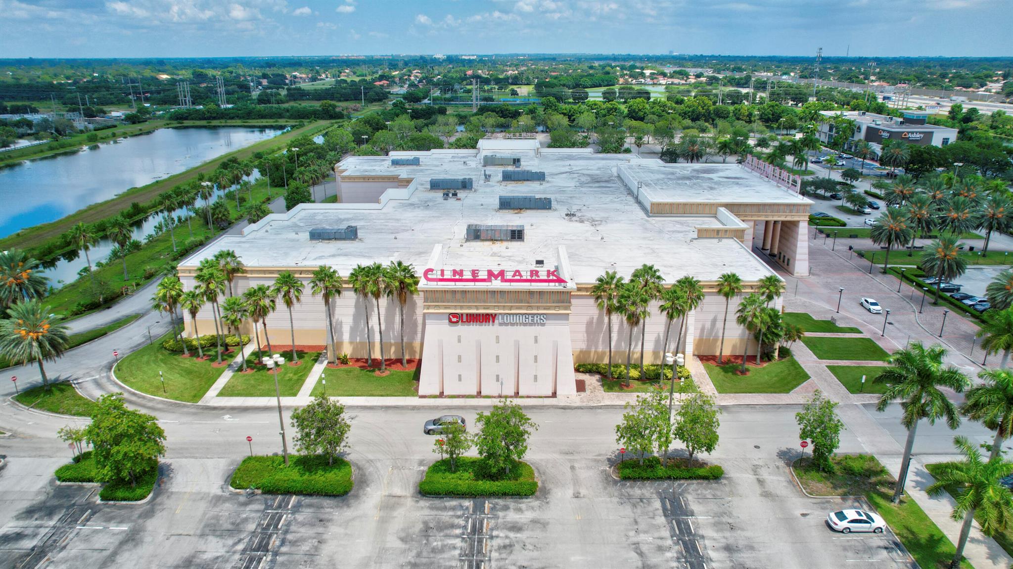 BRITANNIA - Residential