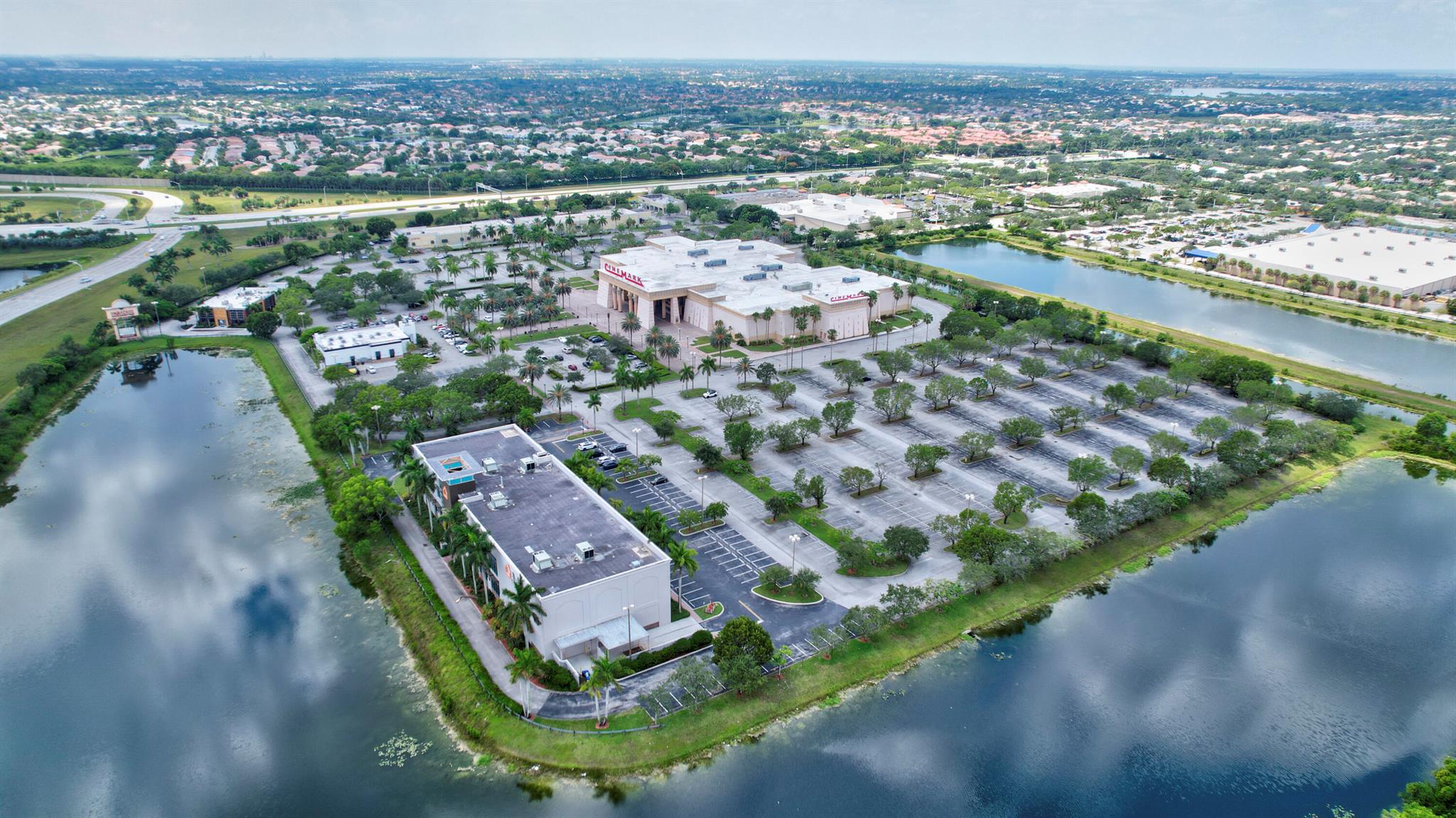 BRITANNIA - Residential