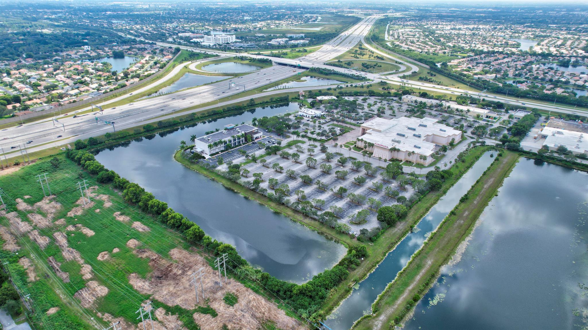 BRITANNIA - Residential