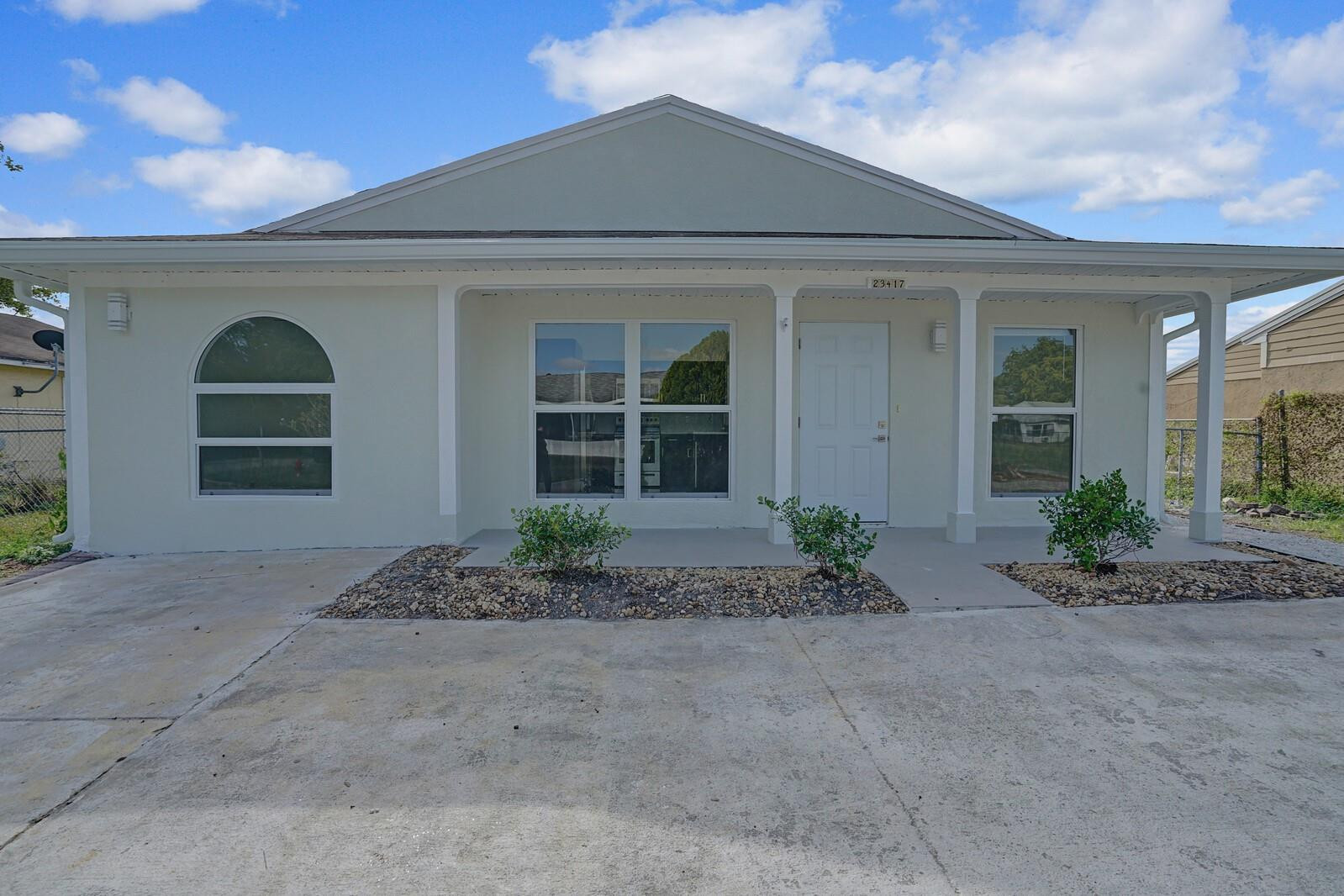 Country Park At Boca Rato - Residential Lease