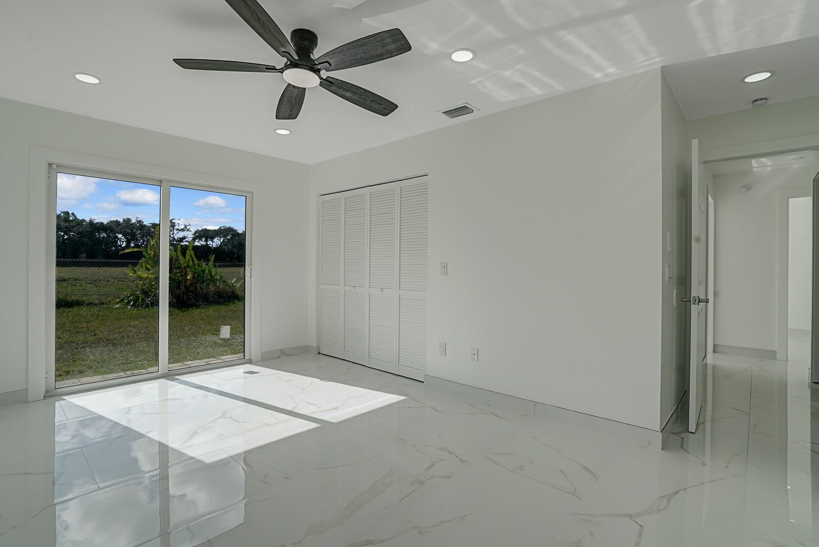 Country Park At Boca Rato - Residential Lease