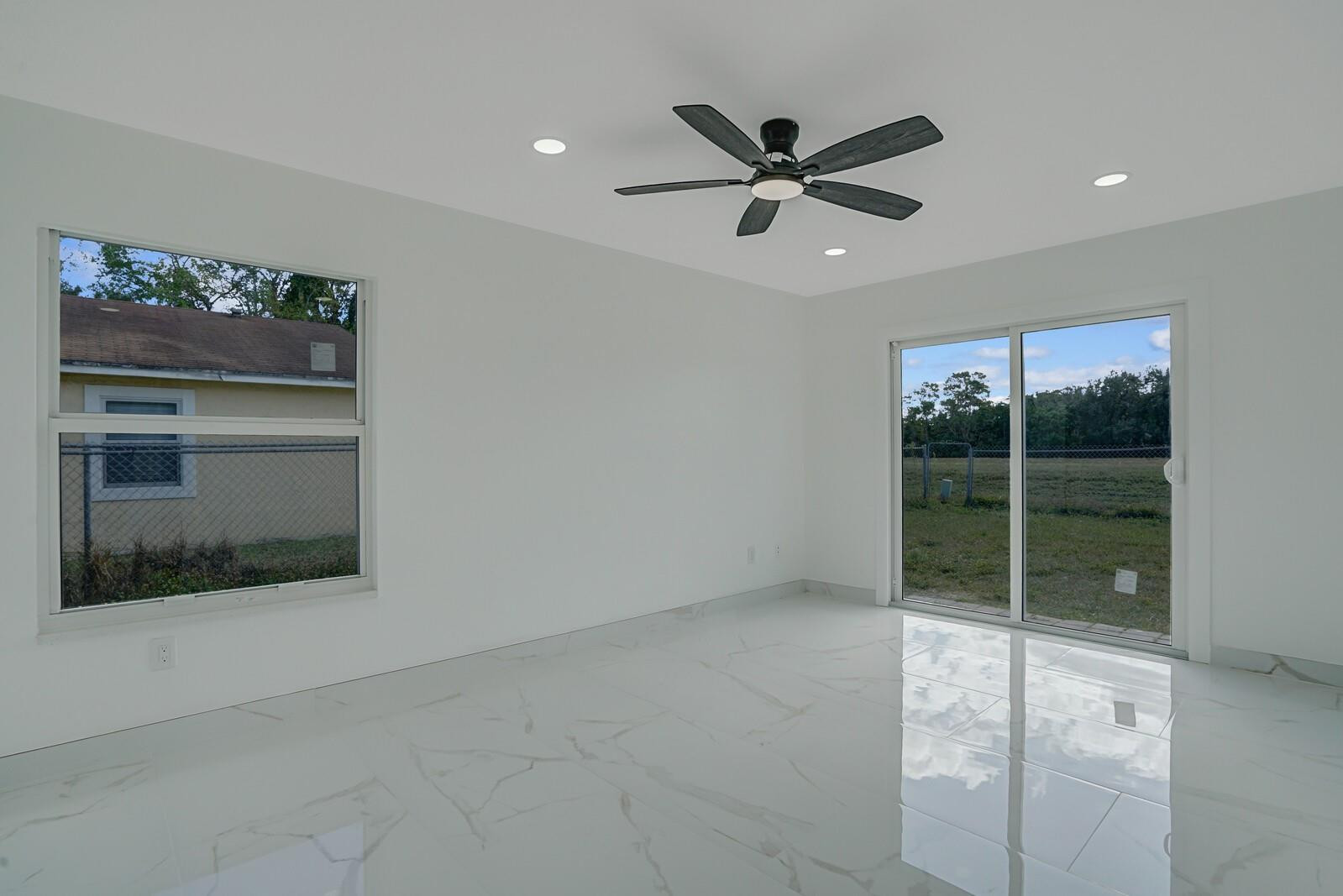 Country Park At Boca Rato - Residential Lease