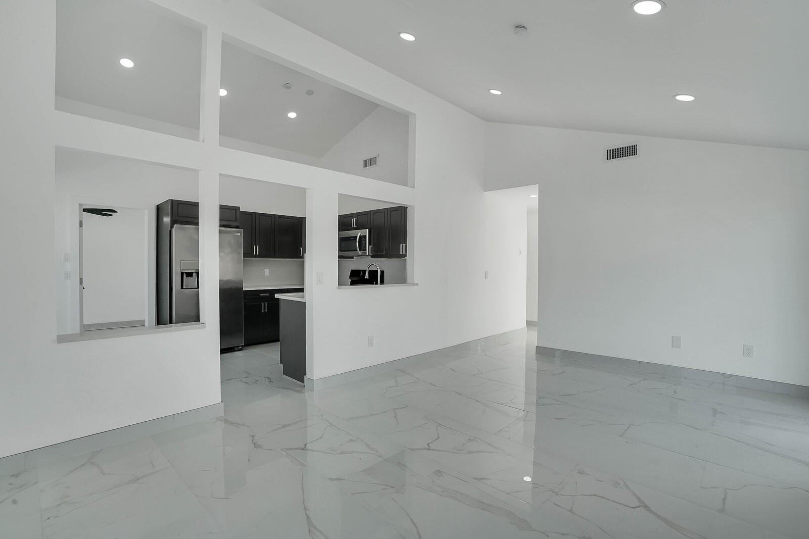 Country Park At Boca Rato - Residential Lease