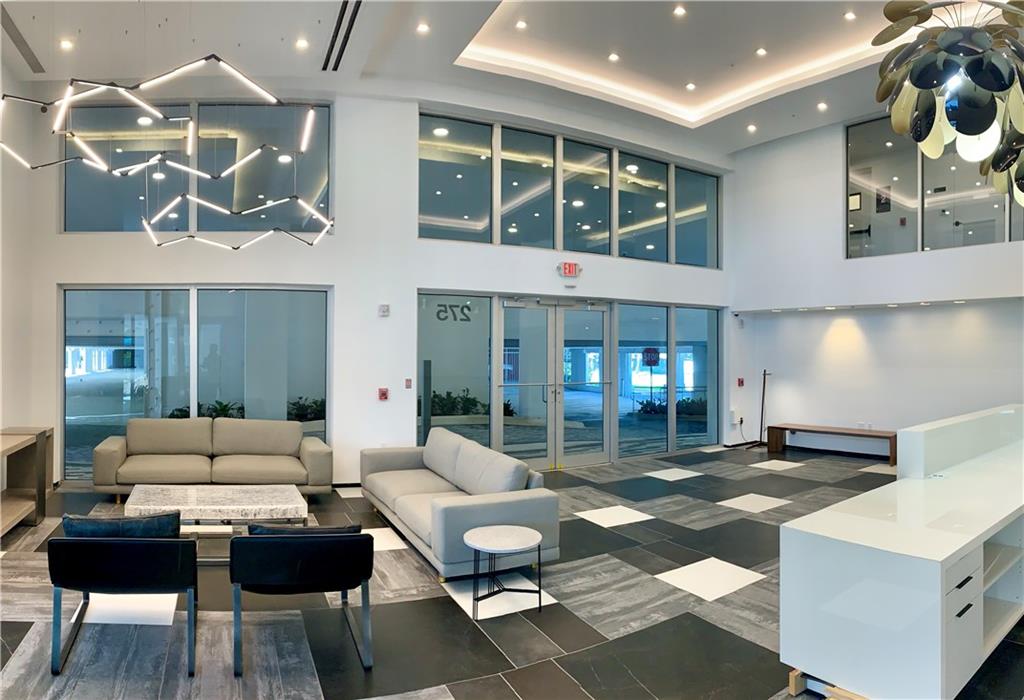 AVERY POMPANO - Residential Lease