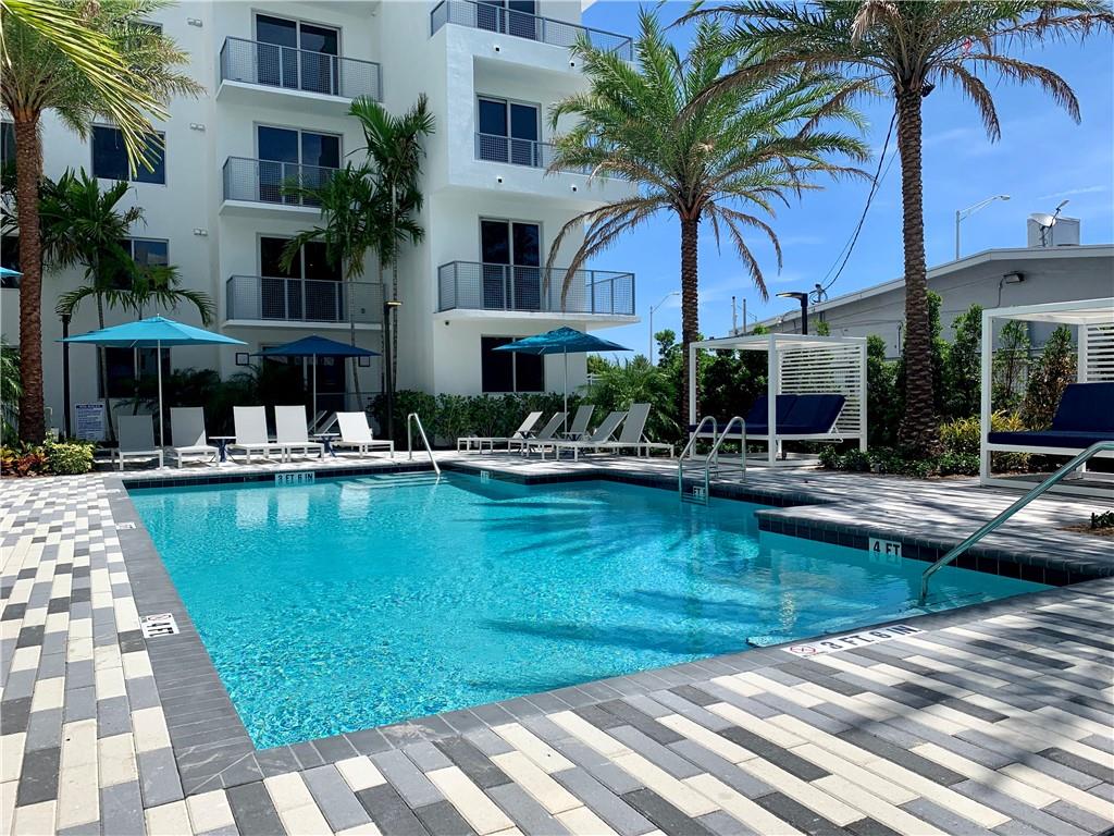 AVERY POMPANO - Residential Lease