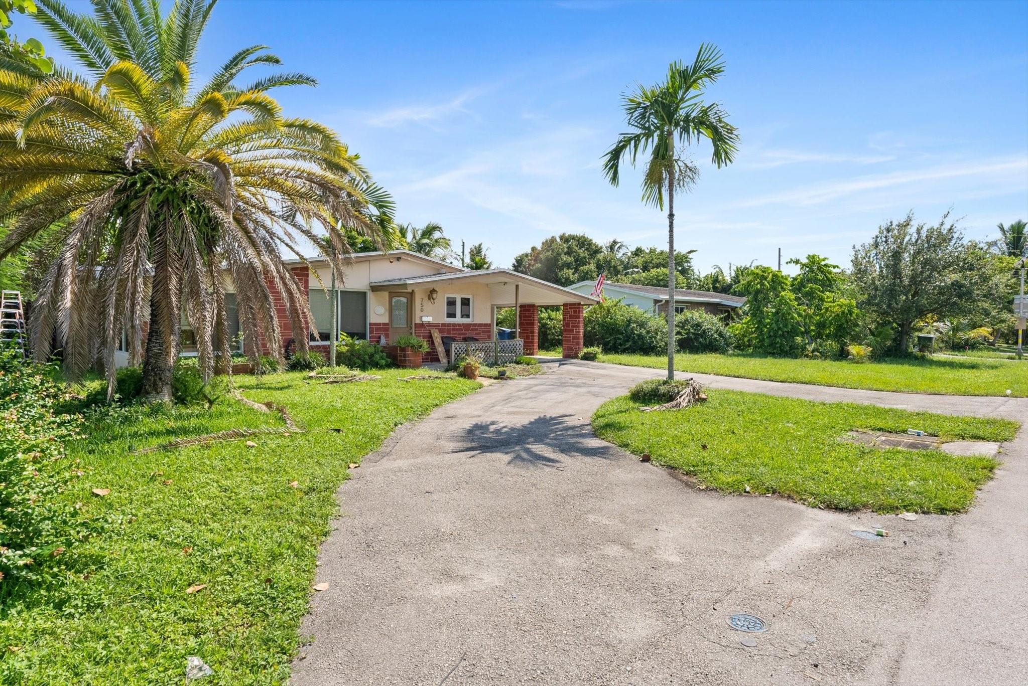 Lloyd Estates - Residential