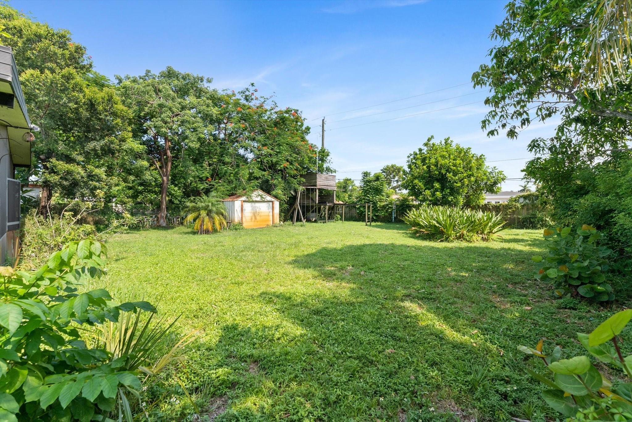 Lloyd Estates - Residential