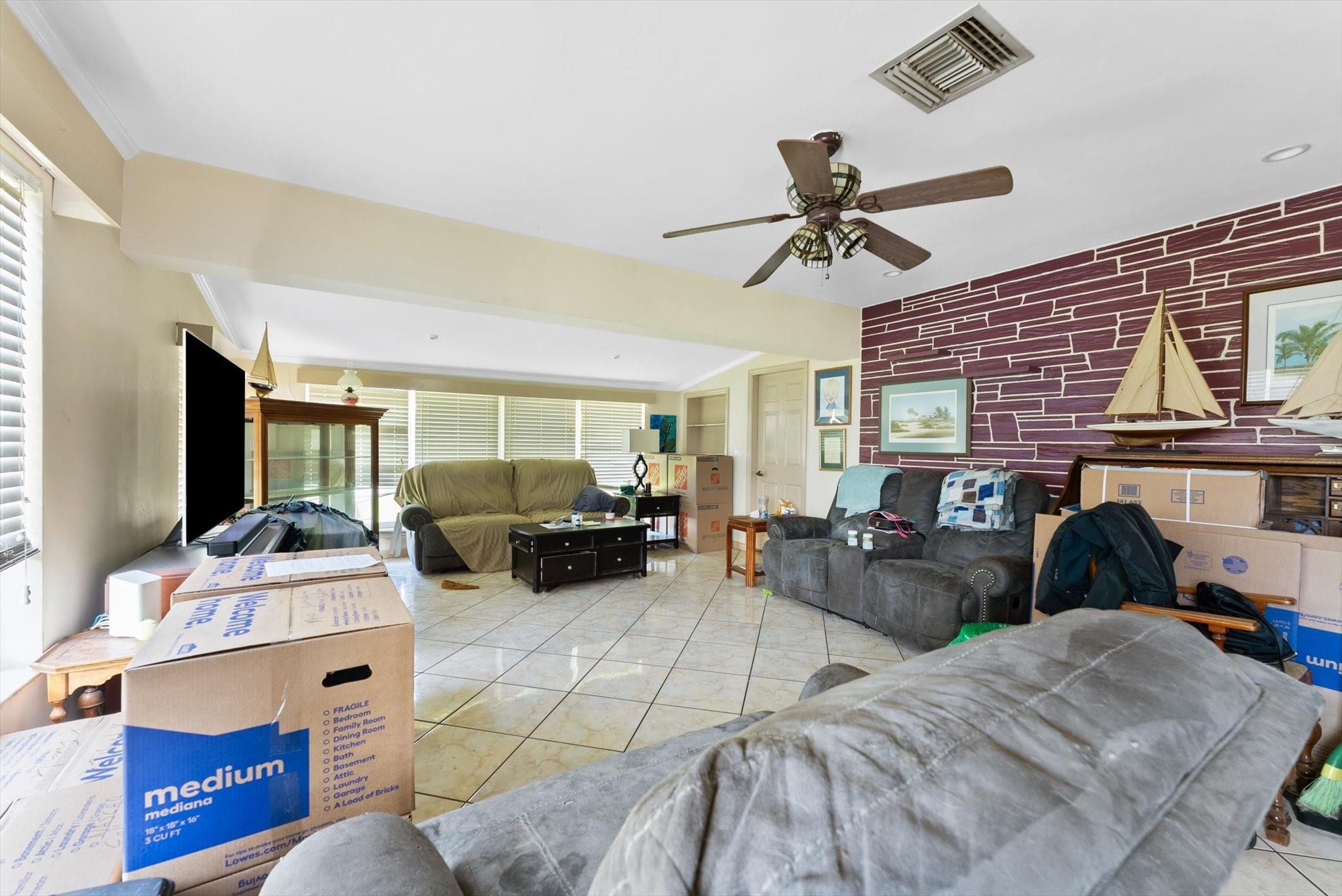 Lloyd Estates - Residential