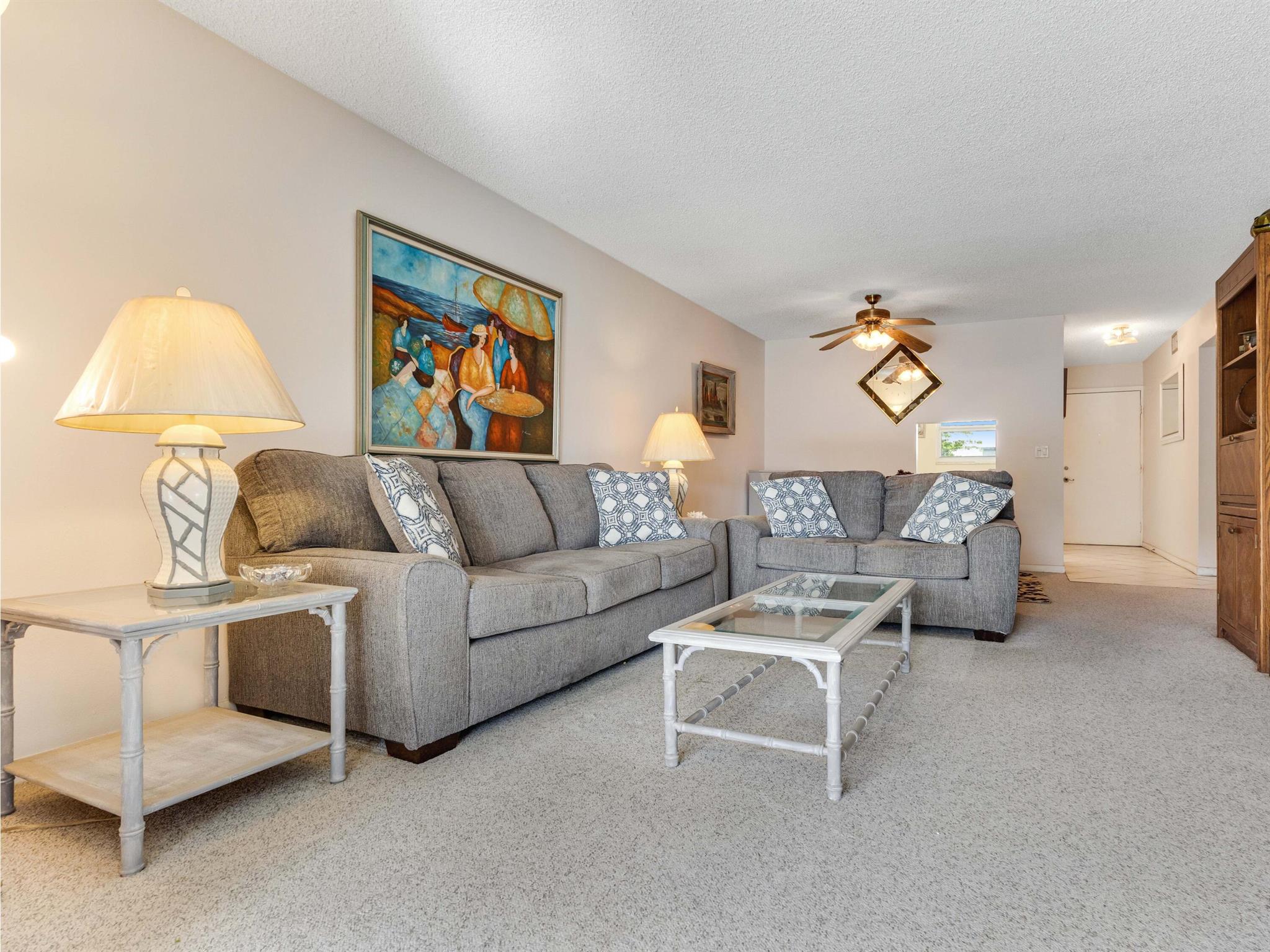 VILLAGE ROYALE GREENWOOD - Residential Lease