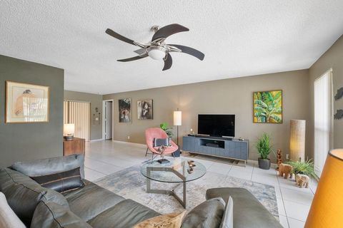 6334 Winding Brooke Way Delray Beach FL 33484